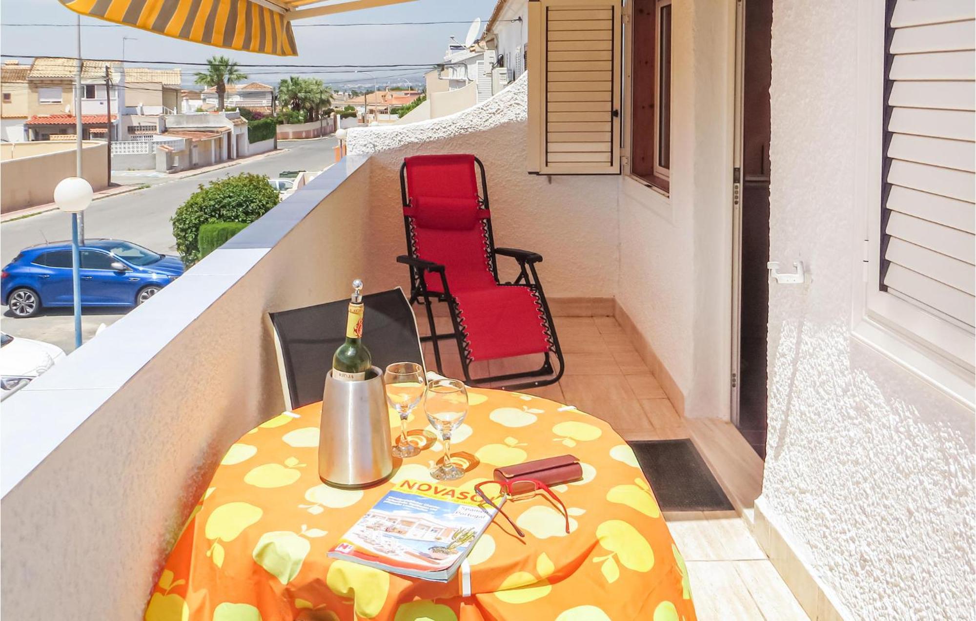 Amazing Apartment In Torrevieja With Wifi ภายนอก รูปภาพ